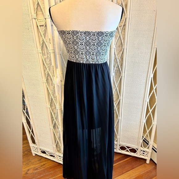 Cantata Maxi Dress Strapless Black Pleated Chiffon Skirt Tapestry Top Medium - Picture 9 of 15